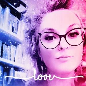 Meet your Posher, Fanny